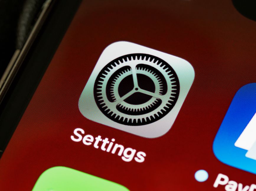 INCY на iPhone: где скачать и что нажать после установки